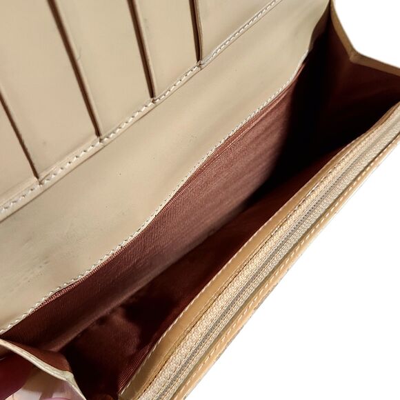 Salvatore Ferragamo Khaki Leather & Gold Gancini Long Bi-Fold Vintage Wallet - Picture 6 of 10